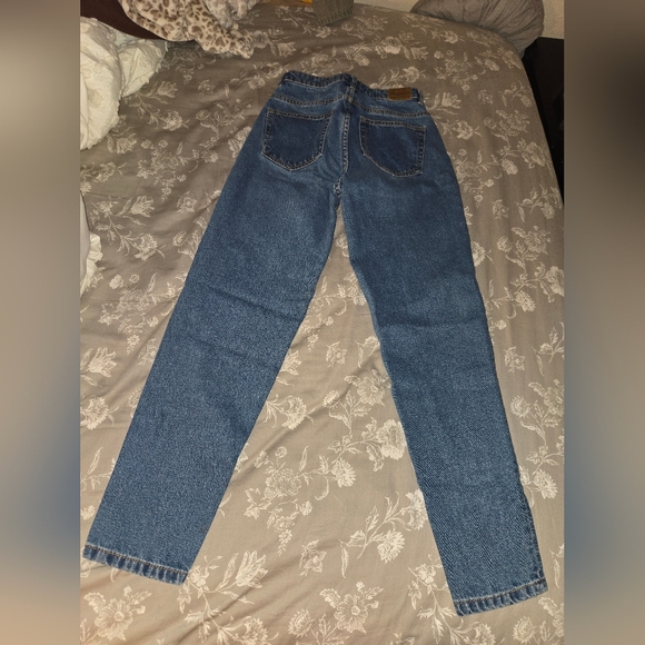 Zara Classic Blue Jeans - Picture 7 of 7